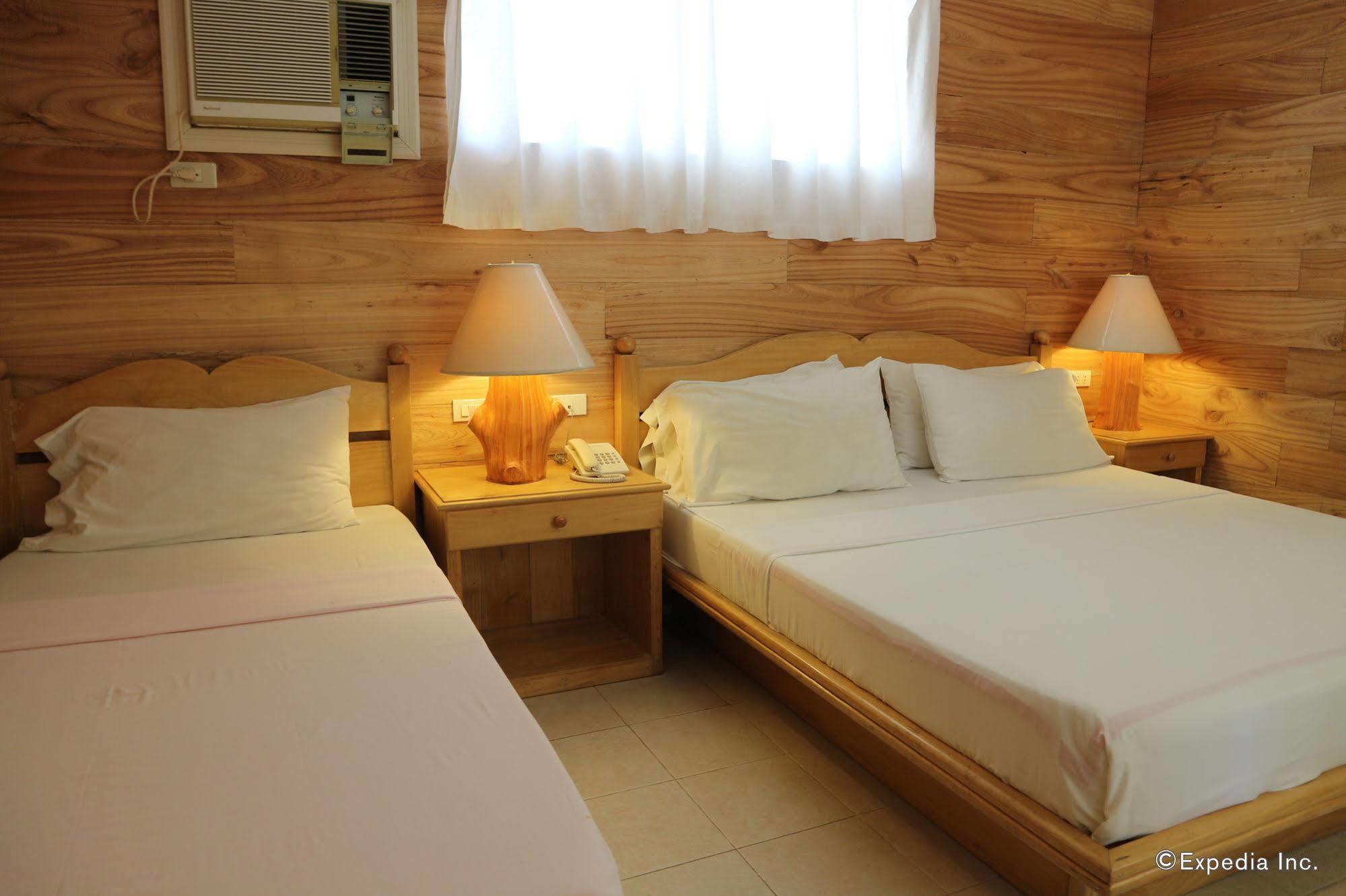 Antulang Beach Resort Siaton Extérieur photo
